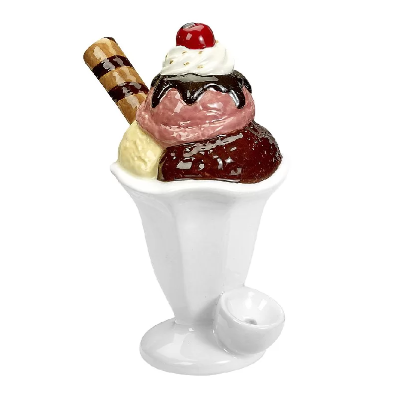 Ceramic ice cream-shaped waterpipe by Fashion Craft – Gotham Distro