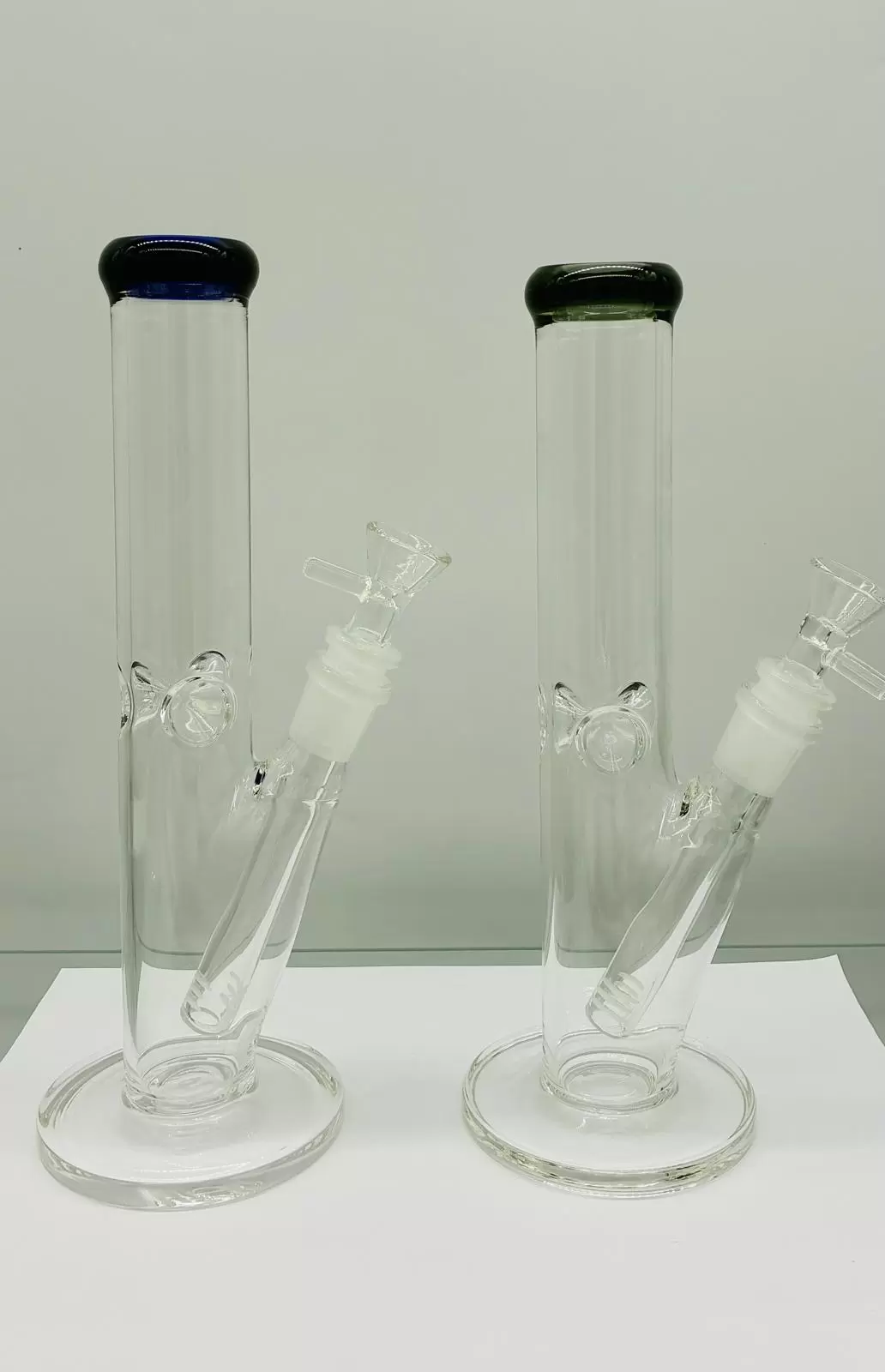 10'' GLASS WATERPIPE W/ COLORED MOUTHPIECE ,W/ GLASS DOWN STEM AND GOG BOWL (ZQ 010)
